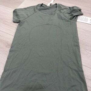 lululemon swiftly tech